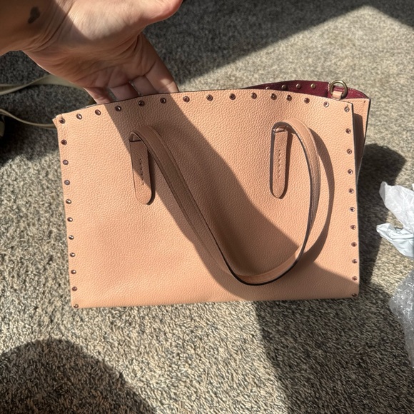 Coach Charlie Carry all Tan Leather Tote Bag - Picture 6 of 6